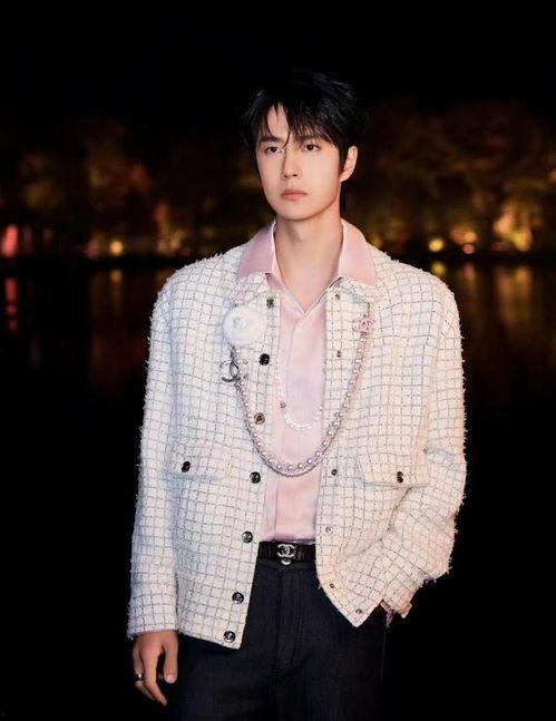 王一博恋情最新爆料图片,甜蜜瞬间引网友热议  第2张